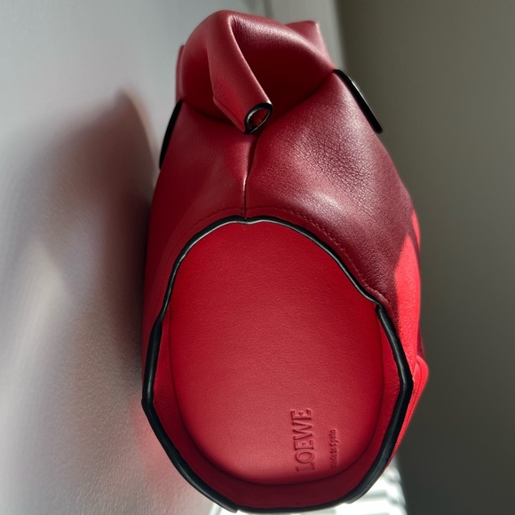 Loewe elephant crossbody - Picture 7 of 9